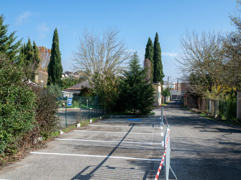 Mairie de Besse sur issole 2020 - Traçage places parking