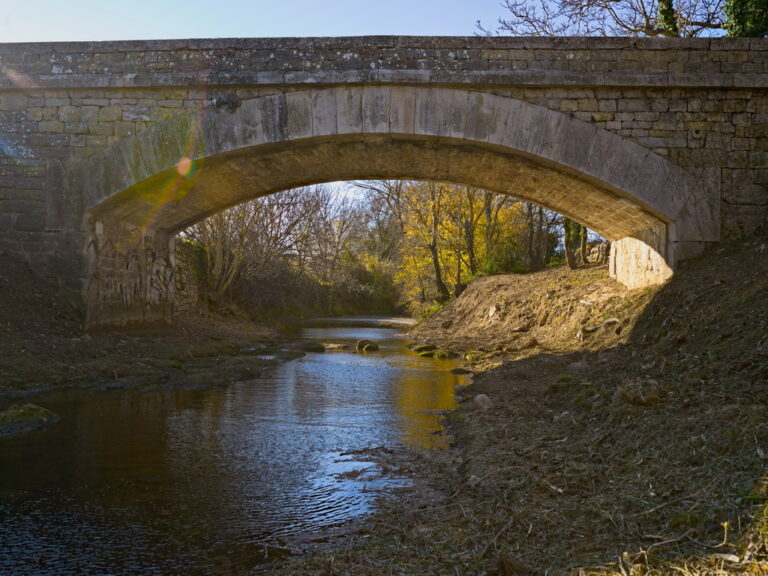 Mairie Besse sur issole - nettoyage pont romain