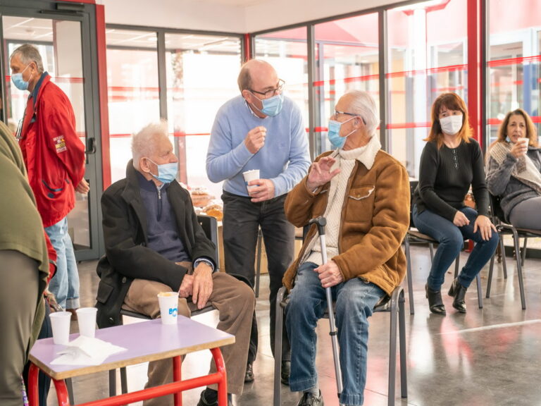 Mairie de Besse sur Issole fête ses doyens