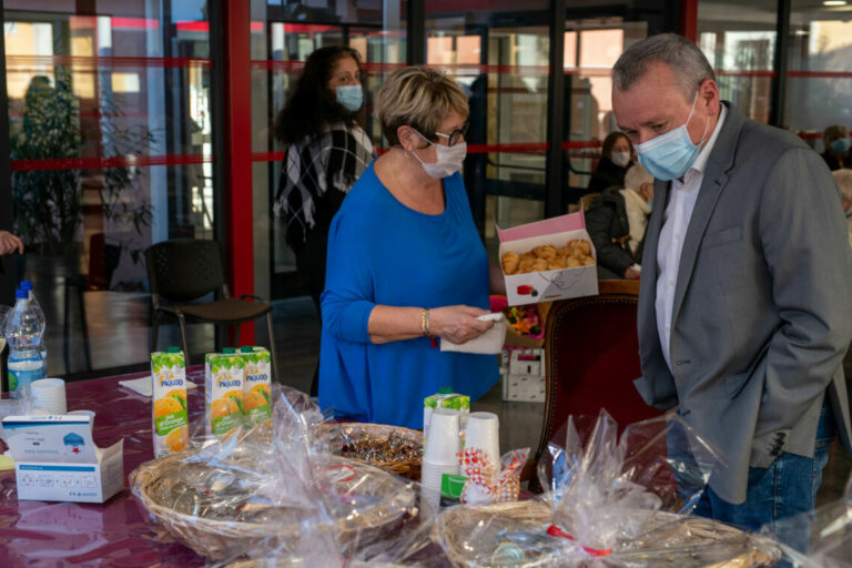 Mairie de Besse sur Issole fête ses doyens