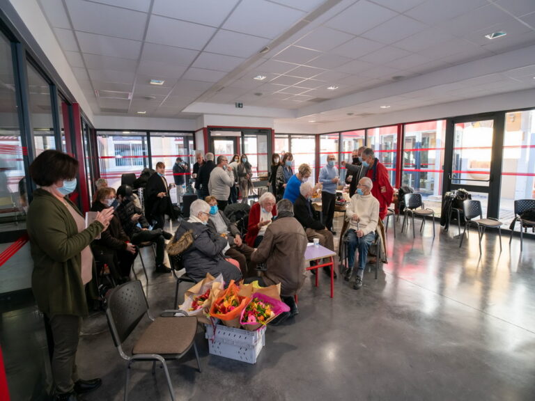 Mairie de Besse sur Issole fête ses doyens