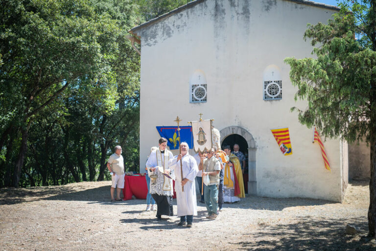 Procession Sainte Agathe à Besse sur Issole