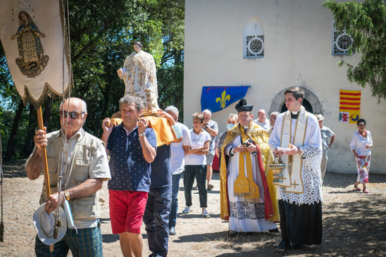 Procession Sainte Agathe à Besse sur Issole