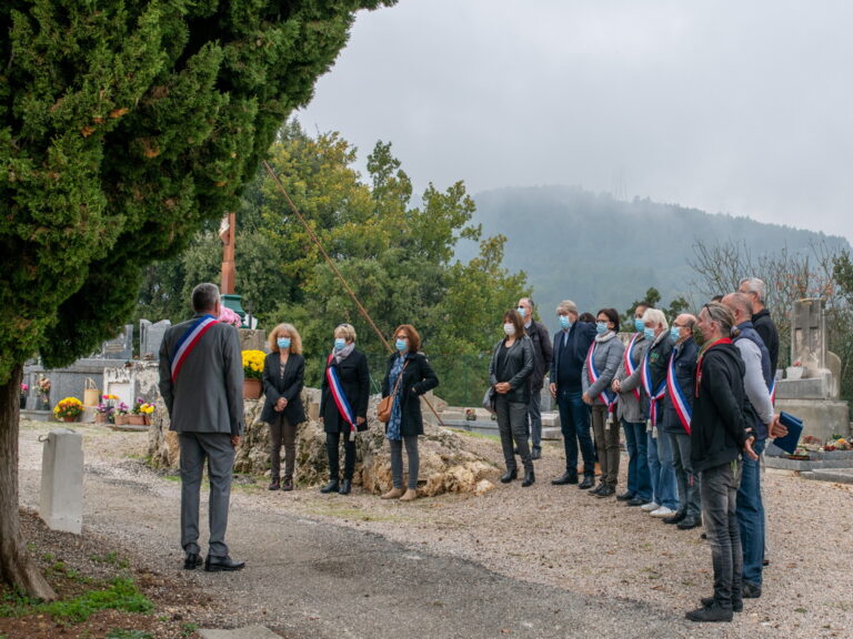 Mairie de Besse sur issole 2020 - Commémoration du 11 novembre