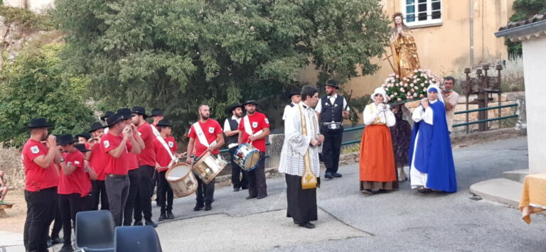 Procession Ste Marie Madeleine (4)