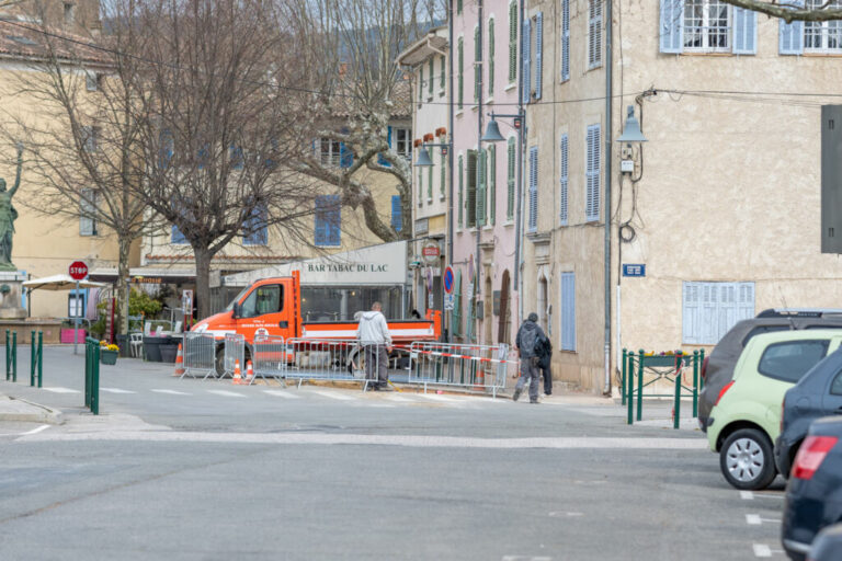 bac à fleurs