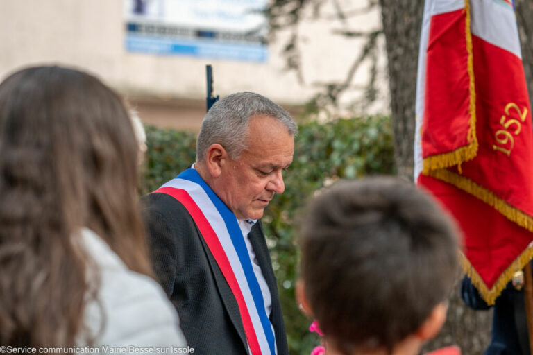 Service communication Mairie Besse sur issole - 075