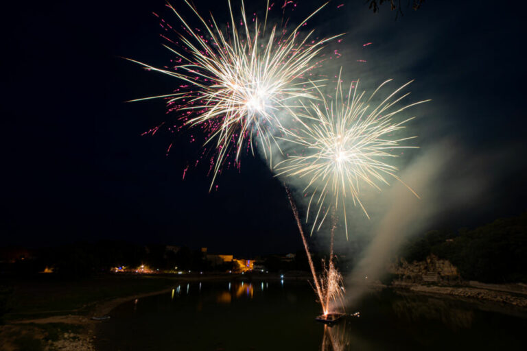 Feu d'artifice Besse sur issole