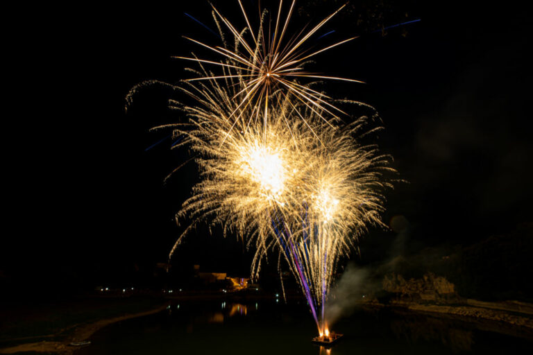 Feu d'artifice Besse sur issole