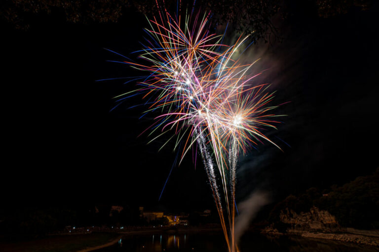 Feu d'artifice Besse sur issole