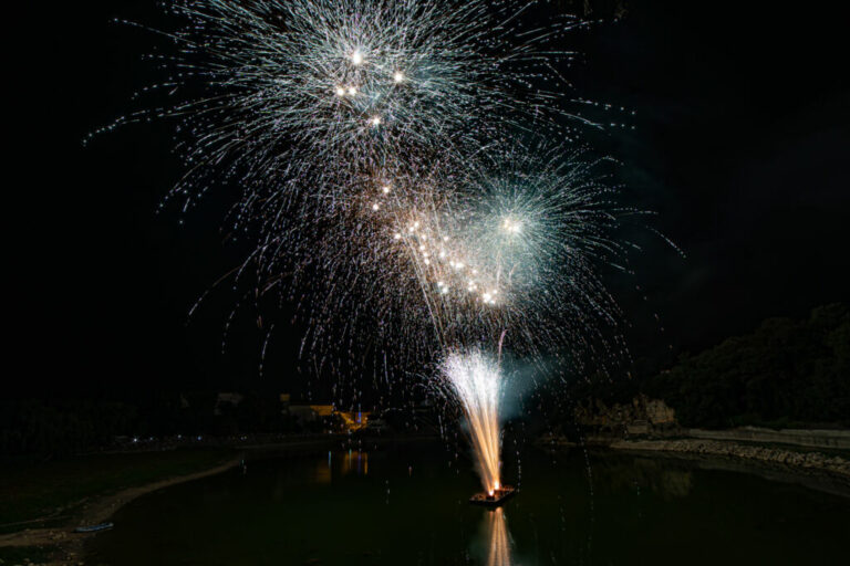 Feu d'artifice Besse sur issole