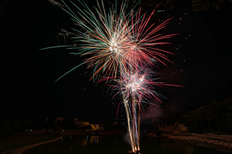 Feu d'artifice Besse sur issole