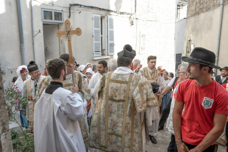 Procession sainte Marie Madeleine