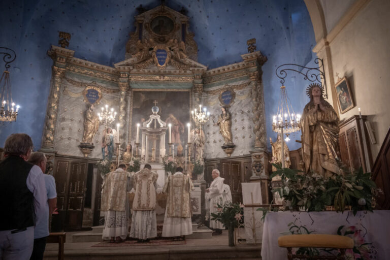 Procession sainte Marie Madeleine