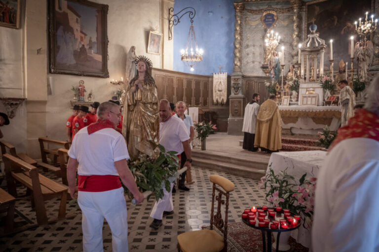 Procession sainte Marie Madeleine