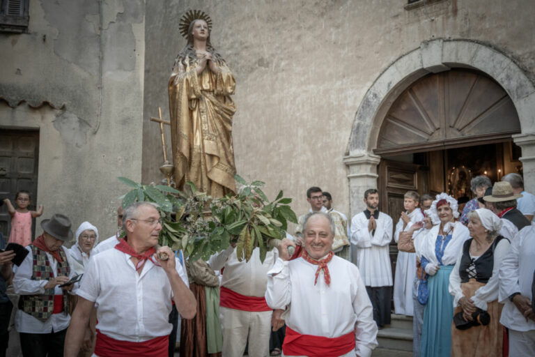 Procession sainte Marie Madeleine