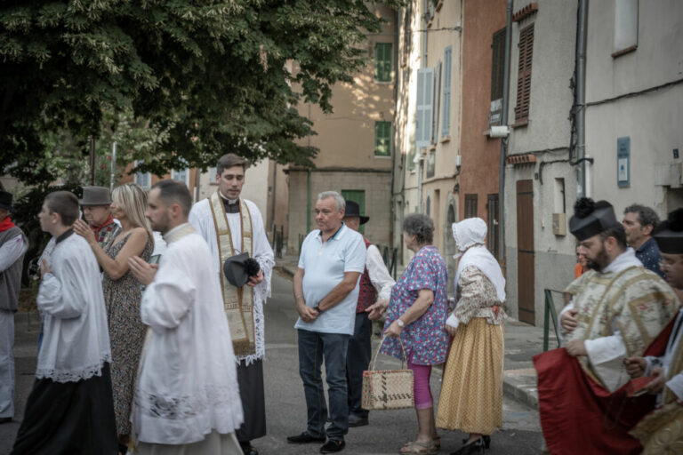 Procession sainte Marie Madeleine