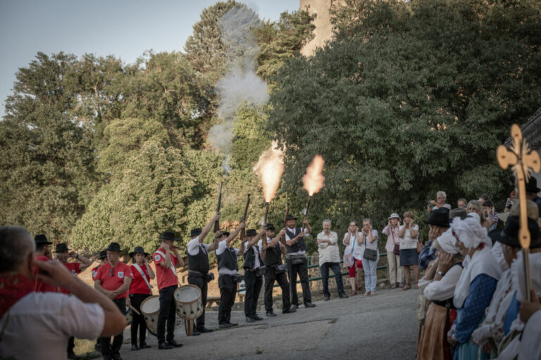 Procession sainte Marie Madeleine