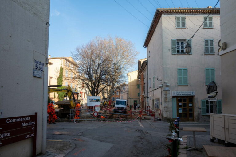 Aménagement placa Noël Blache Besse sur Issole